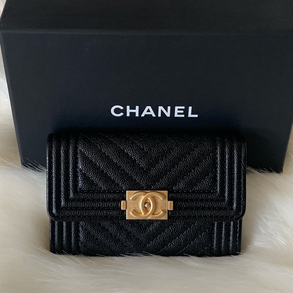 Chanel Black Chevron Card Holder Wallet with Gold Accent